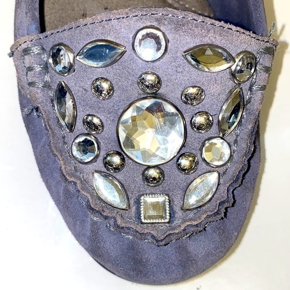 Aerosoles gray/ blue 💯 suede flat/ loafers with stones. Padded insole. Size 8. - Picture 2 of 9
